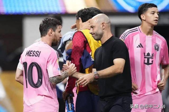 刚刚！巴塞罗那赛后伤情更新窗口期巴黎圣日耳曼扳平良机，梅西在老鹰比赛中出色防守的简单介绍