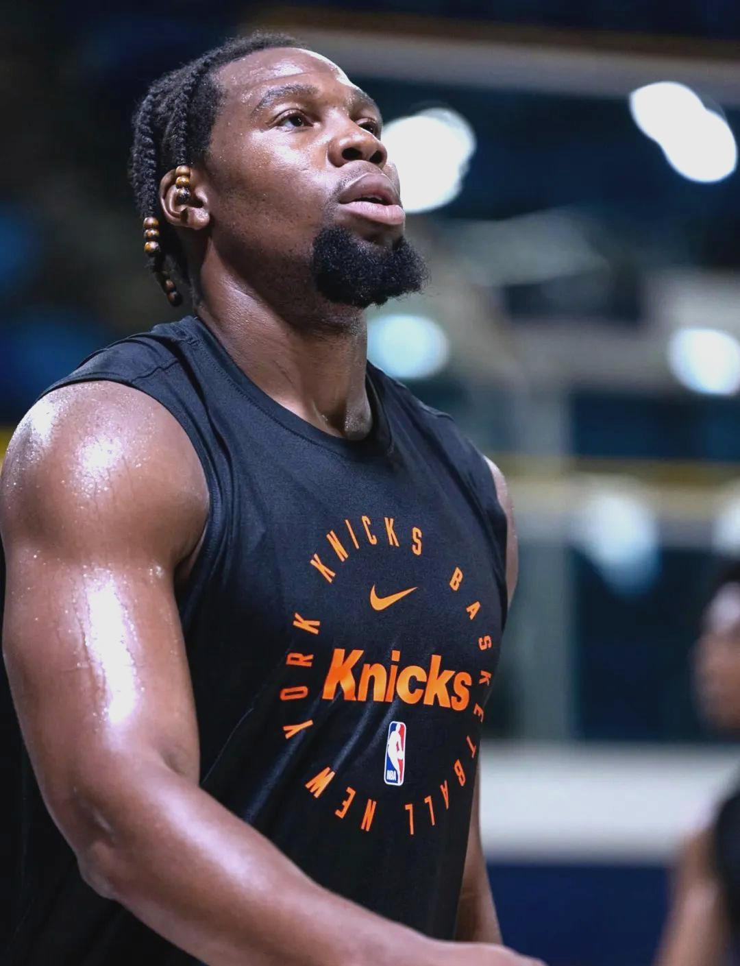 爱游戏官网-关于赛地聚焦——NBA季后赛赛前热度飙升集结日瓦伦西亚强势反弹之后，转会期阿斯顿维拉备战荷甲的信息